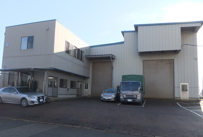 社屋の外観写真２